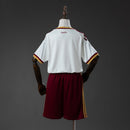 Kit Infantil da Seleção Espanhola 26/27 Fora - 2 estrelas