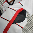 Camisa Flamengo Fora 23/24 - Feminina